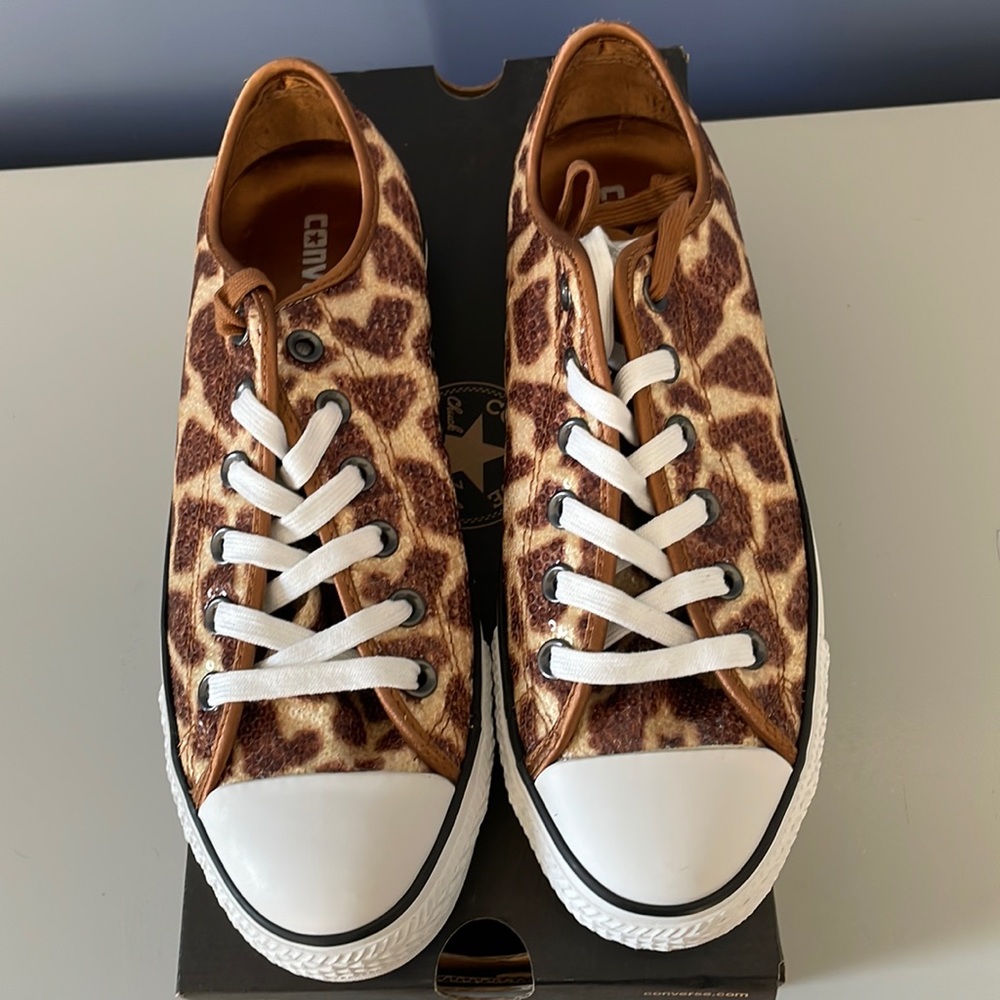 Never Worn! Sequin Converse Sneakers!
